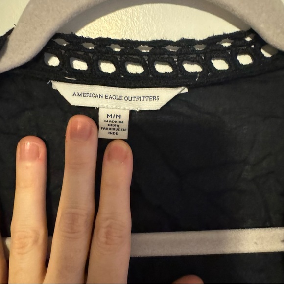 Chic Black Lace-Trimmed Kimono - Picture 3 of 5